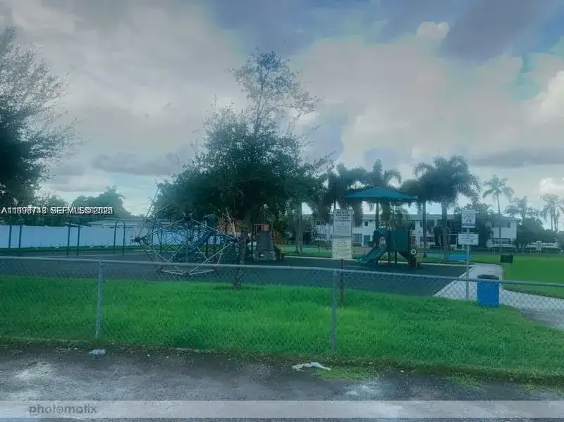 2698-2704 NW 65th Ave # 2704, Margate FL 33063 photo 2