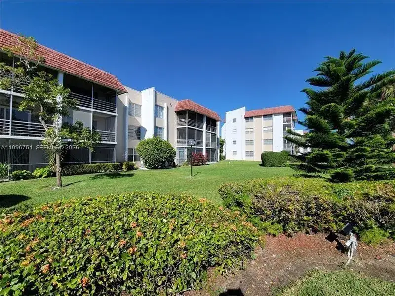 3774 Inverrary Blvd # 206P, Lauderhill FL 33319 photo 4