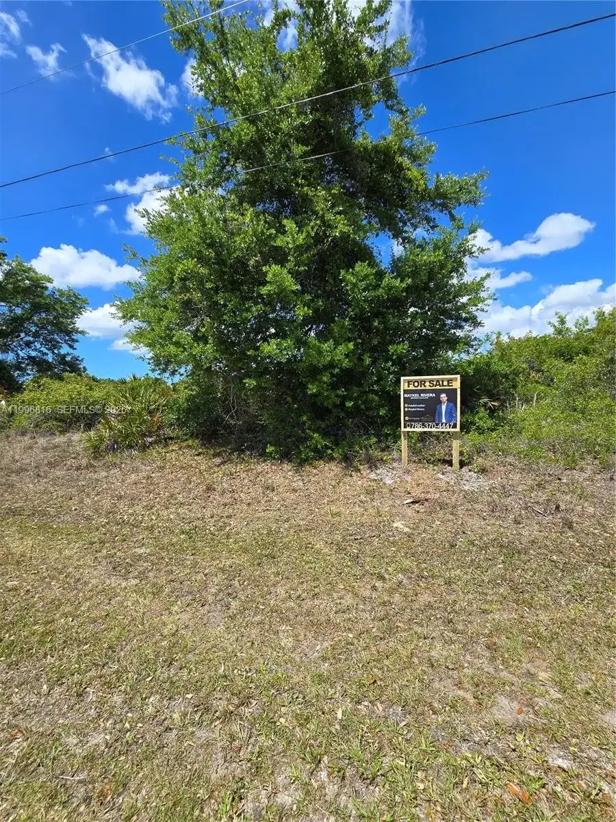 9303 Harvester St, Port Charlotte FL 33981 photo 3