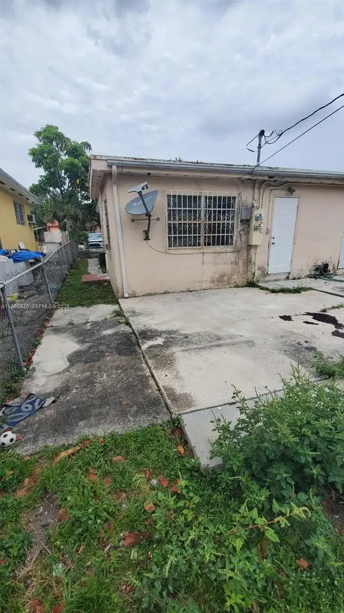 2980 NW 91st St # 1, Miami FL 33147 photo 3