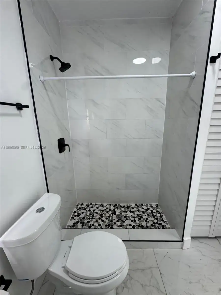 1011 NW 145th St # 1, Miami FL 33168 photo 4
