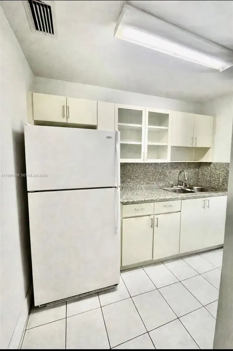 2530 NW 152nd St, Miami Gardens FL 33054 photo 4