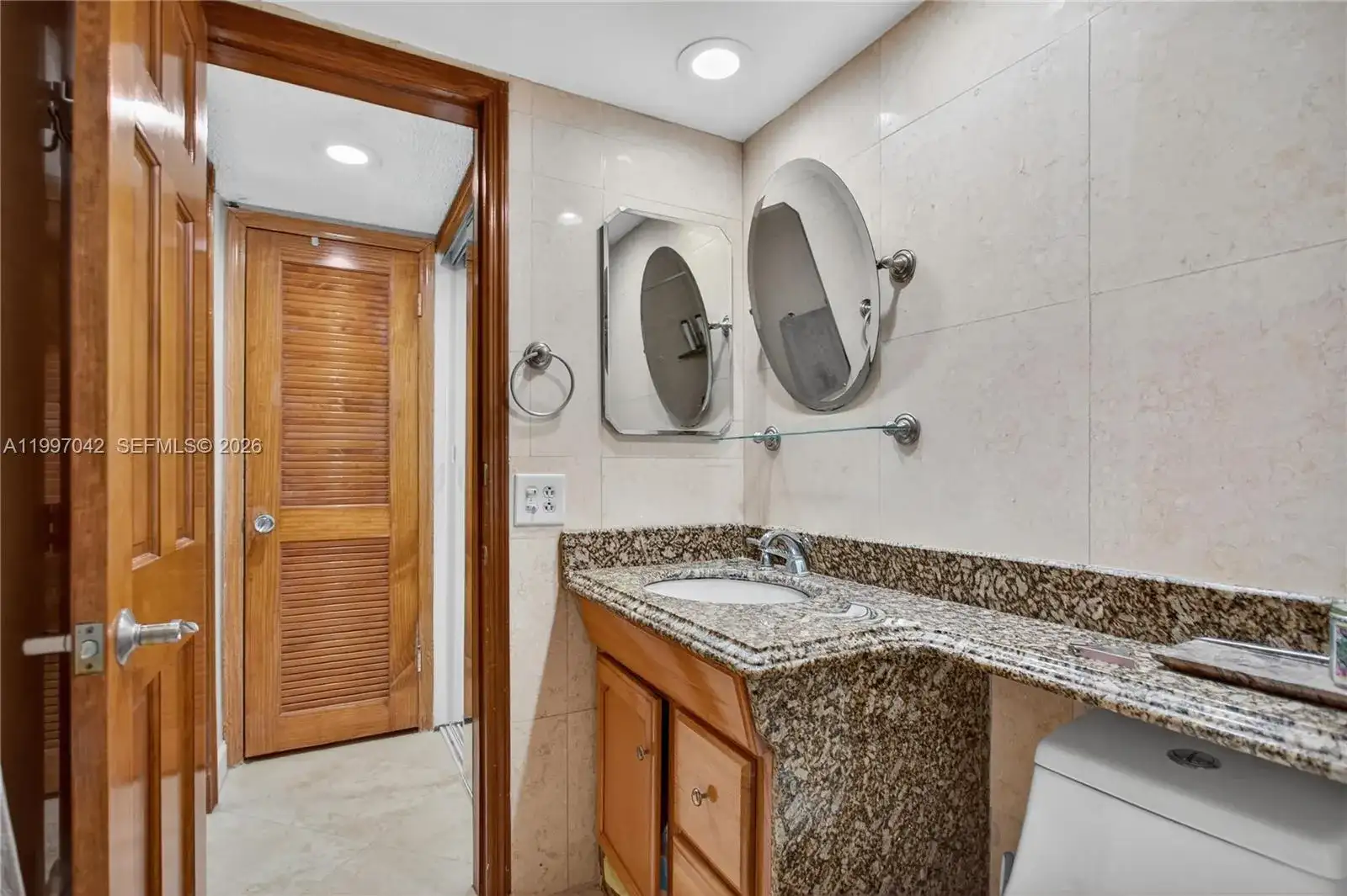 2671 S Course Dr # 206, Pompano Beach FL 33069 photo 5