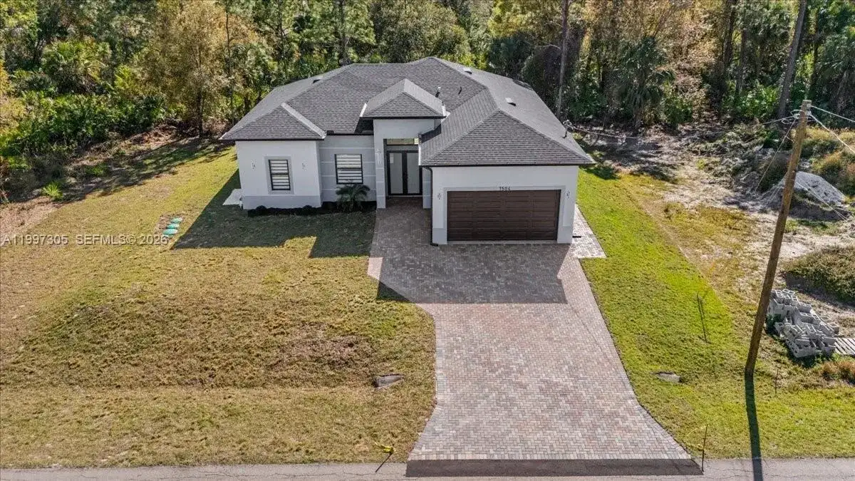 1504 E 6th, Lehigh Acres FL 33972 photo 4