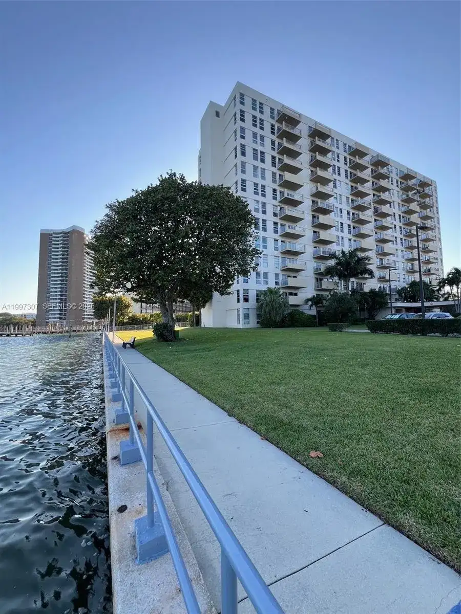 880 NE 69th St # 11M, Miami FL 33138 photo 3
