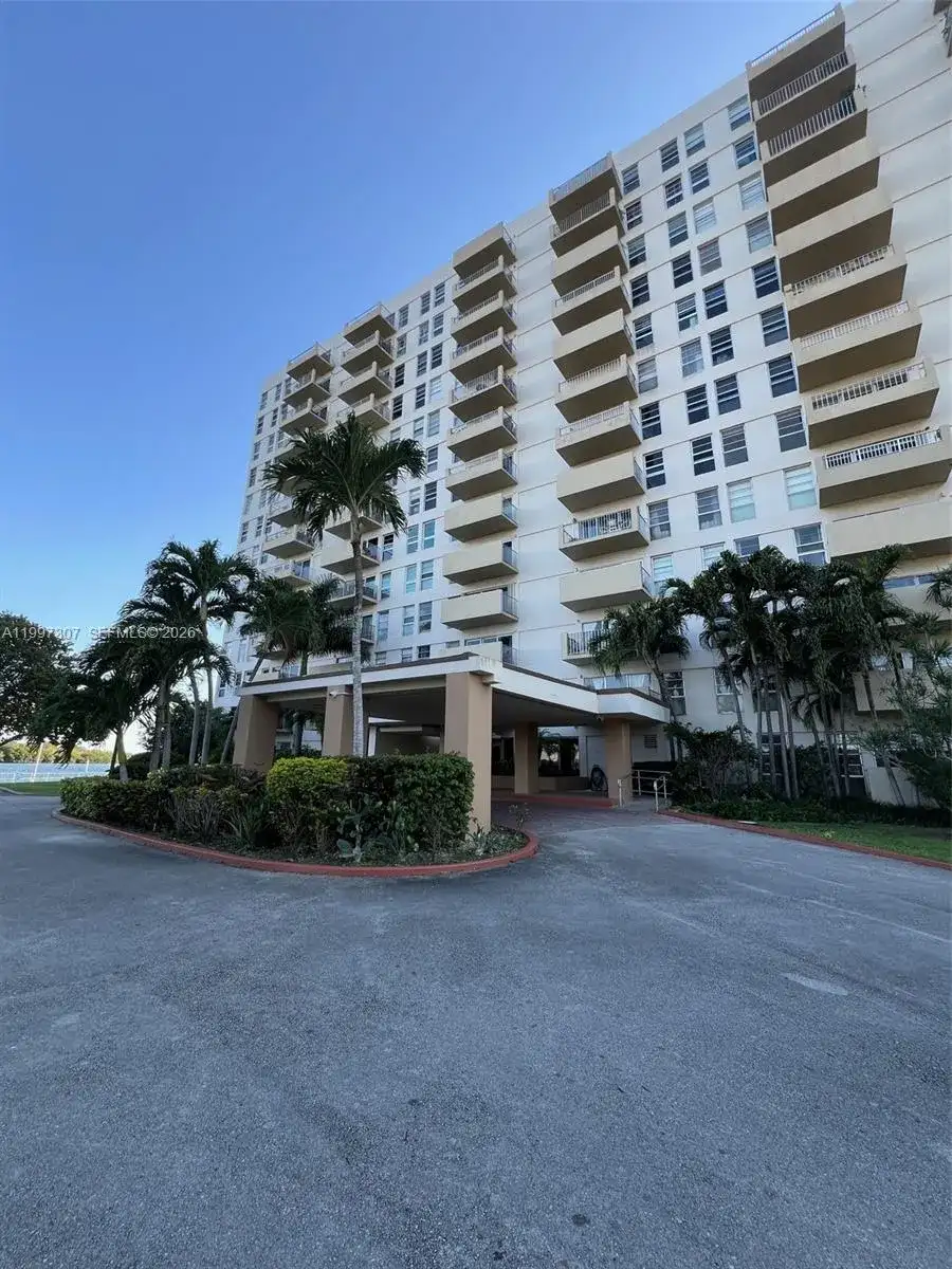 880 NE 69th St # 11M, Miami FL 33138 photo 4