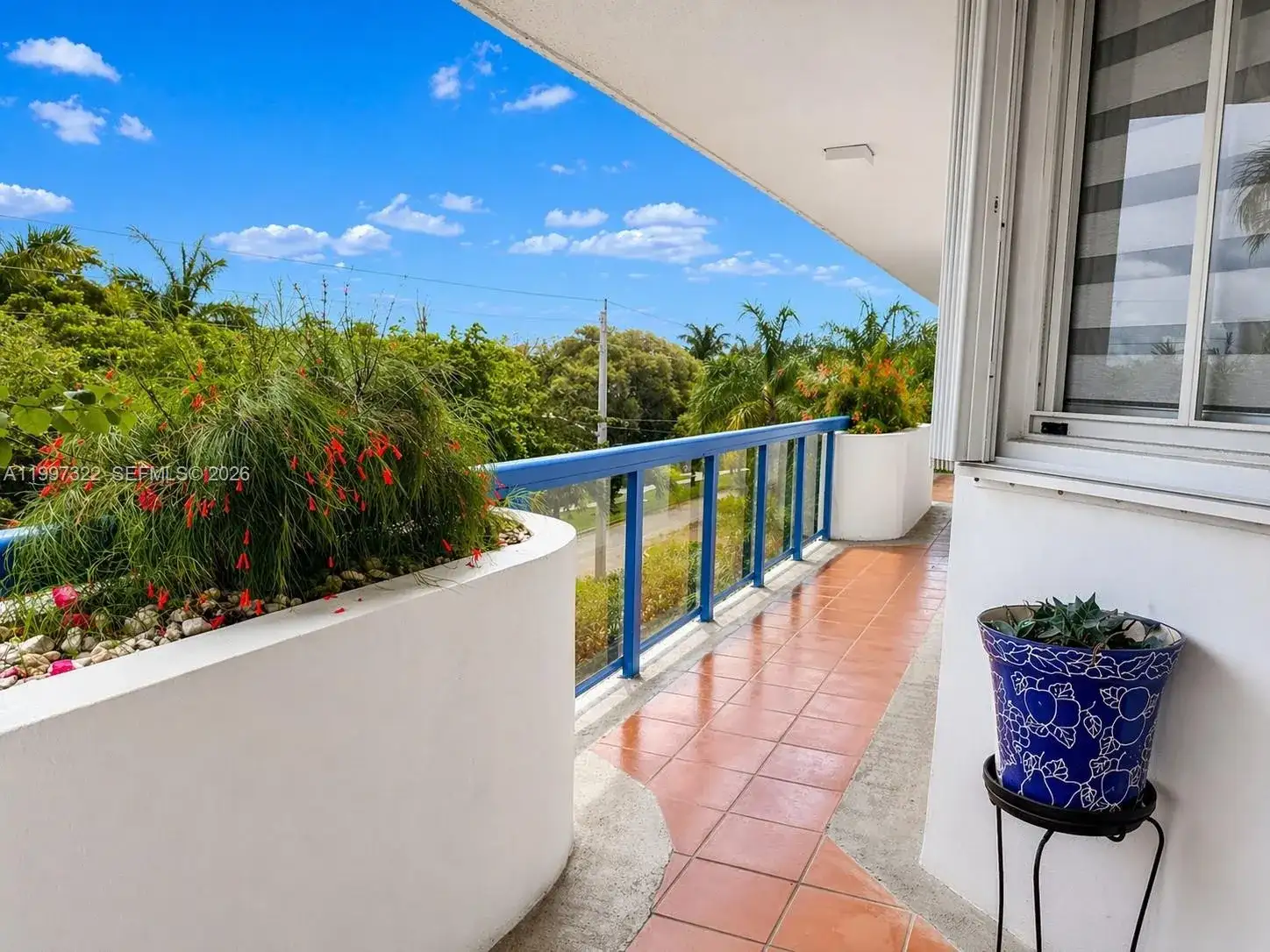 2370 NE 135th St # 405, North Miami FL 33181 photo 5