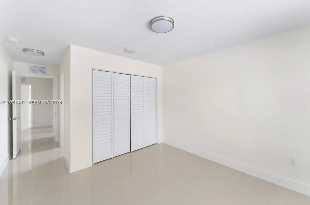 2268 NW 52nd St, Miami FL 33142 photo 5
