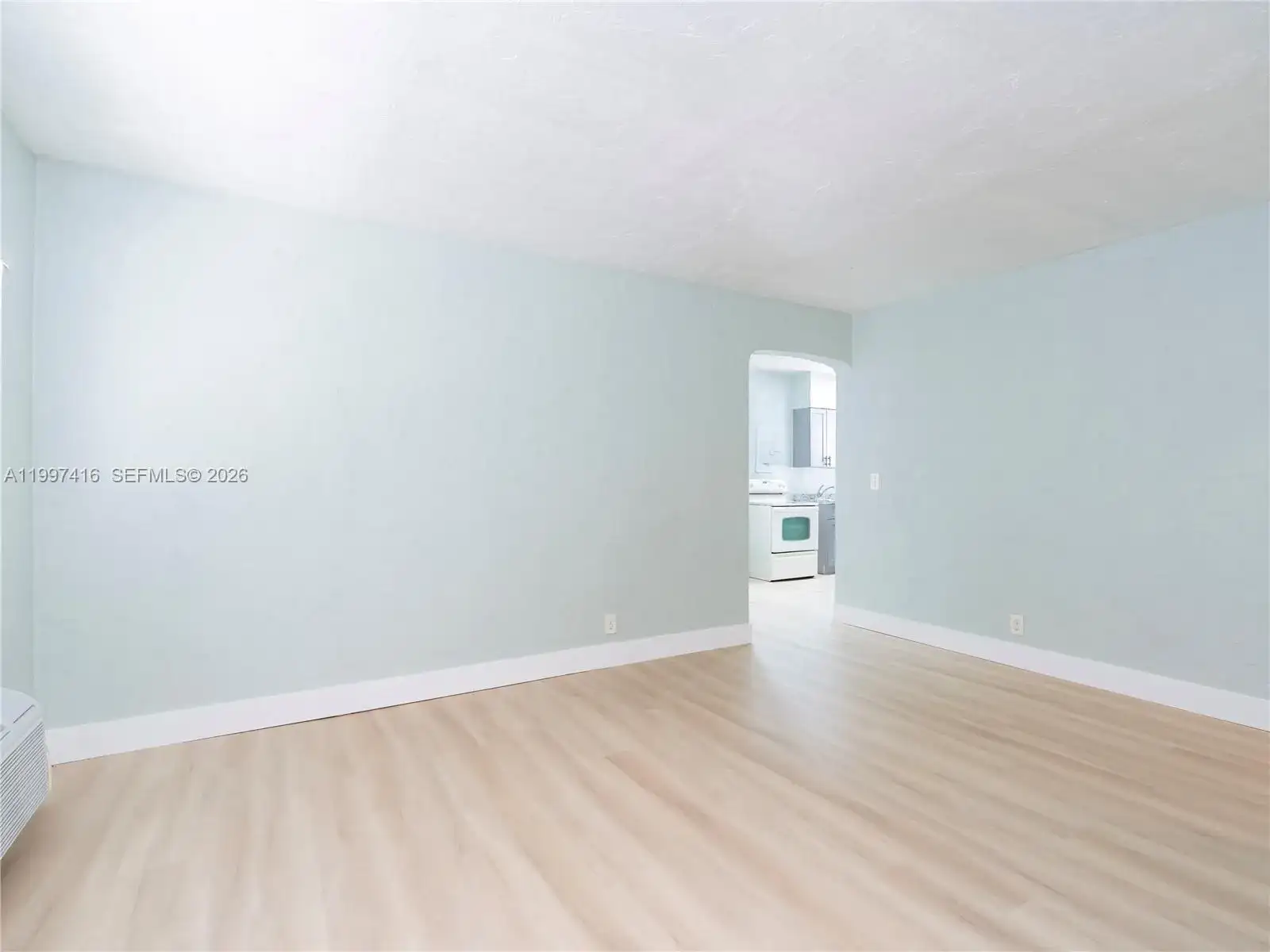 7635 Dickens Ave, Miami Beach FL 33141 photo 5