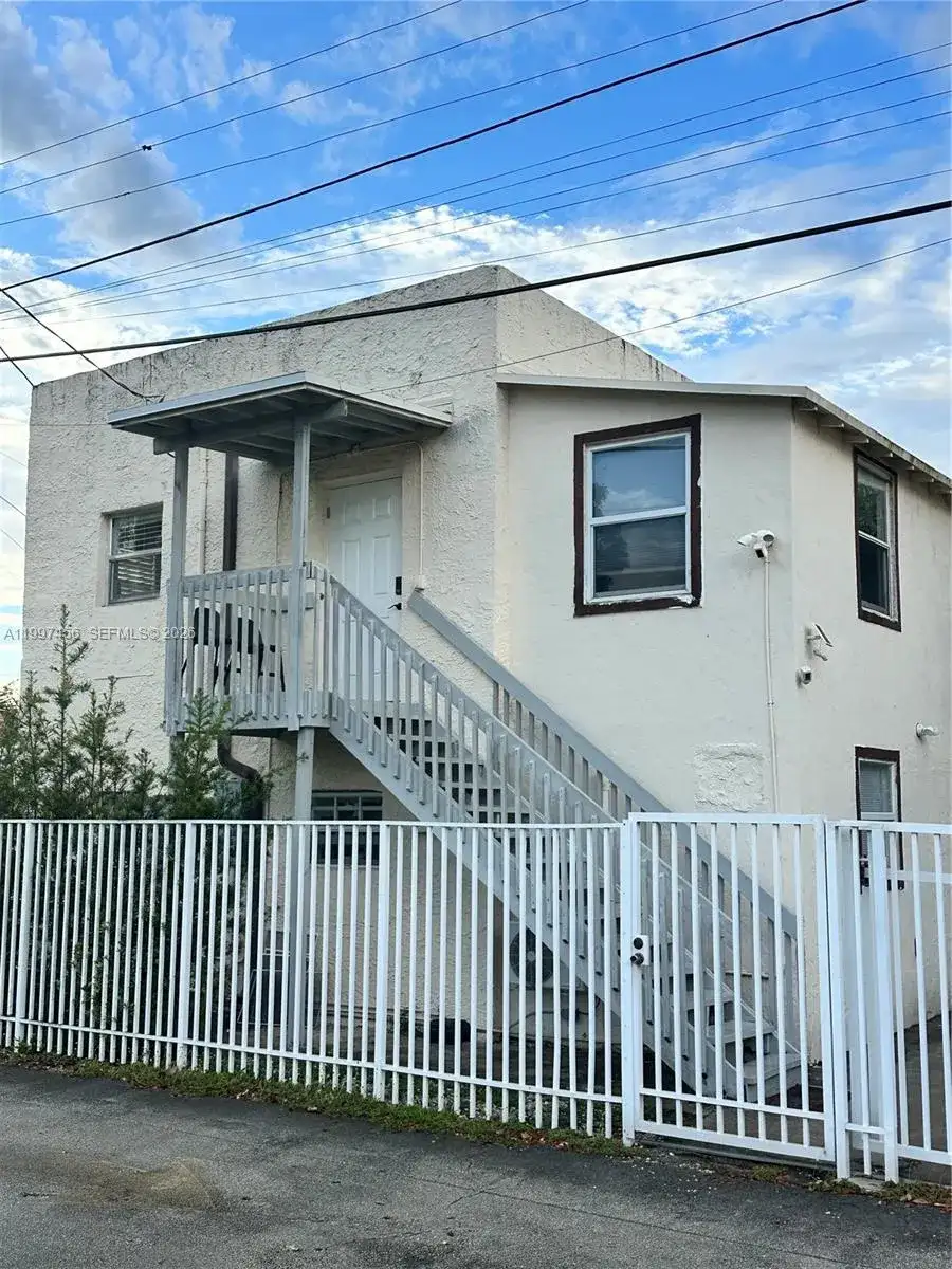 2160 SW 17th St # 2162, Miami FL 33145 photo 2