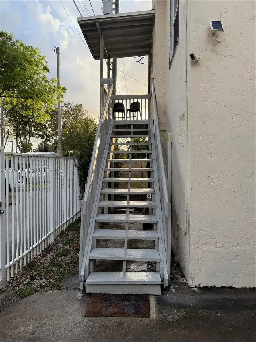 2160 SW 17th St # 2162, Miami FL 33145 photo 3