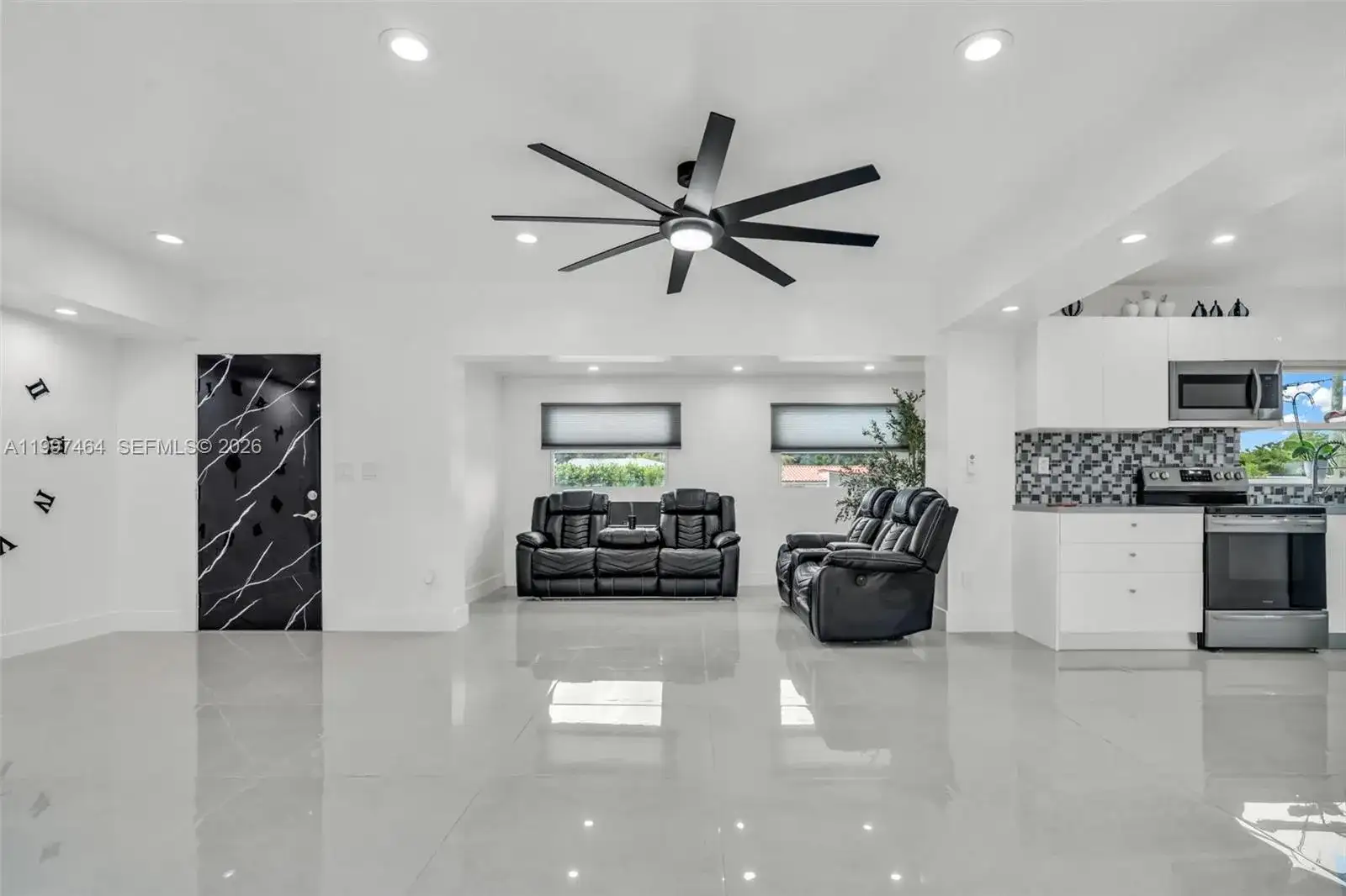 1055 NE 144th St, North Miami FL 33161 photo 3