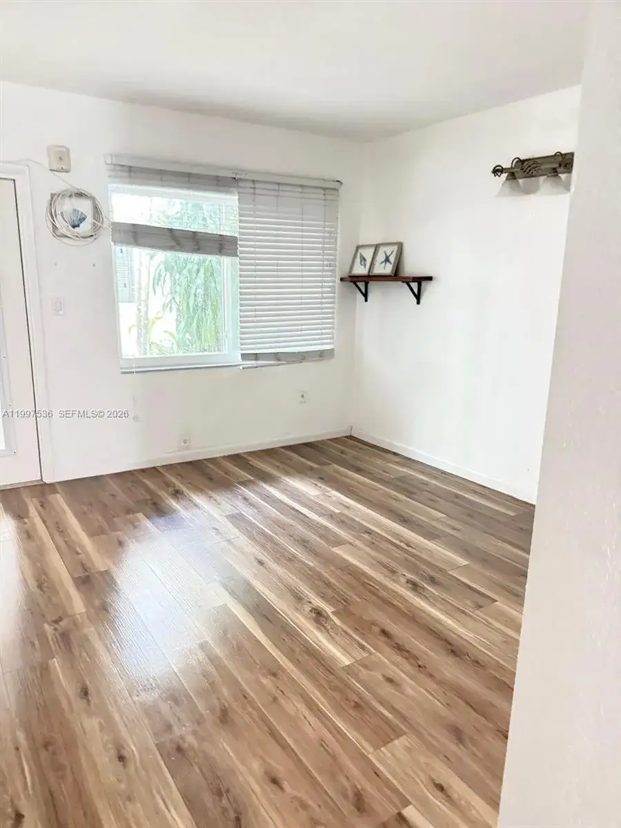 655 Meridian Ave # 2, Miami Beach FL 33139 photo 5