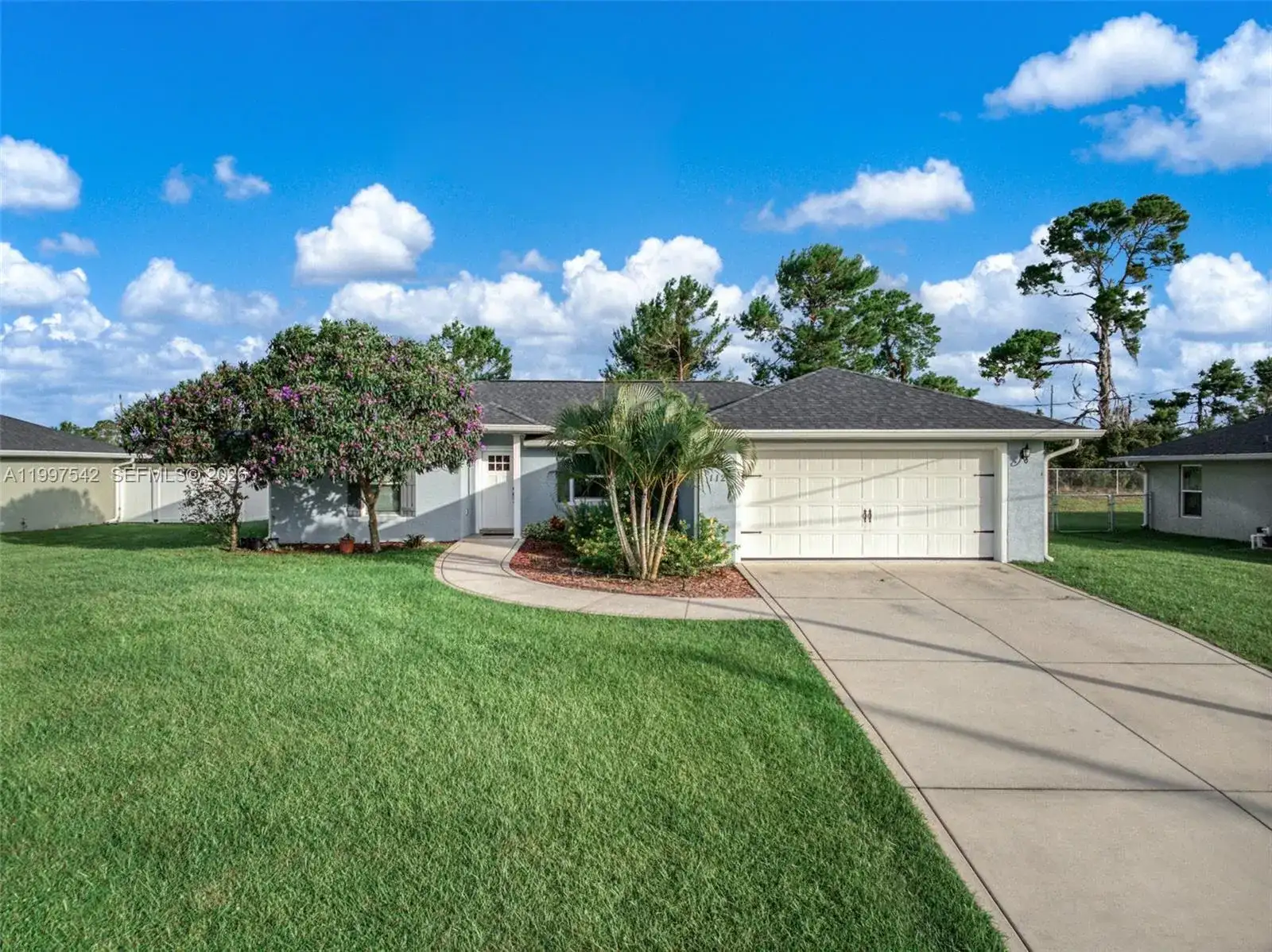 112 Bimini St NE, Lake Placid FL 33852 photo 2