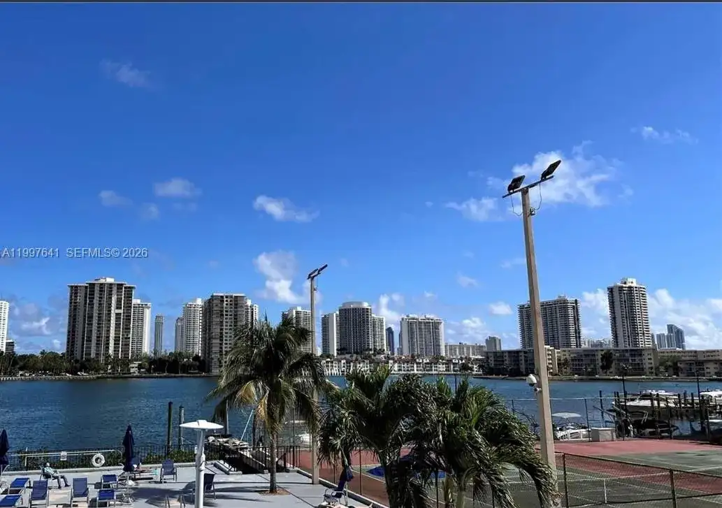 2750 NE 183rd St # 801, Aventura FL 33160 photo 4