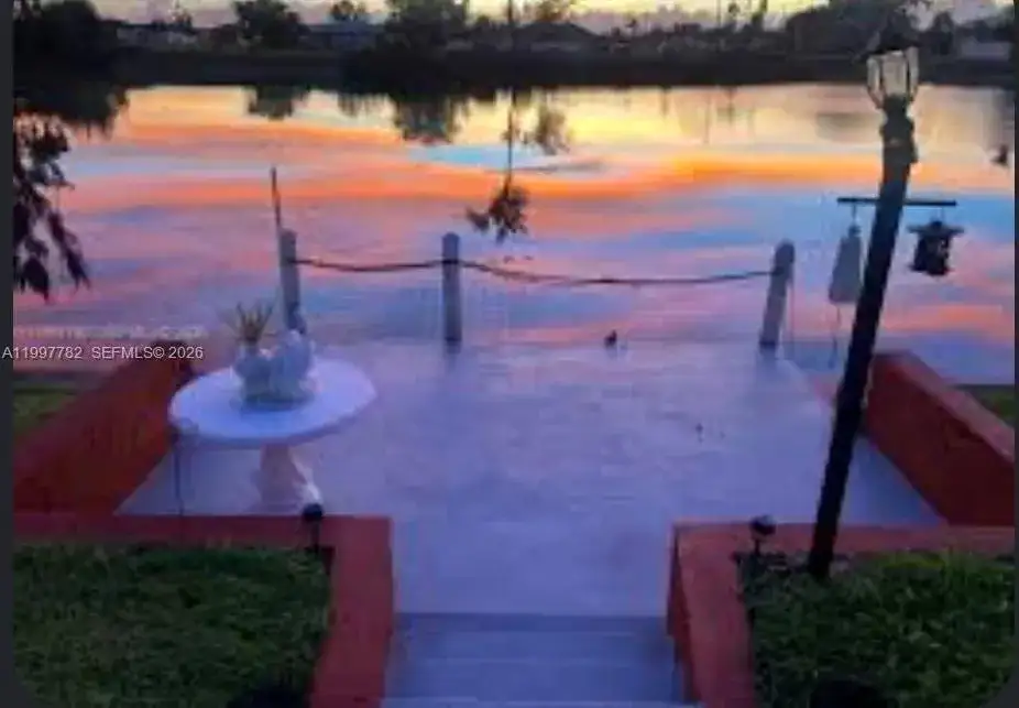 251 SW 22 Place, Cape Coral FL 33991 photo 4