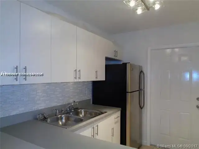 15205 NE 6th Ave # D212, Miami FL 33162 photo 5