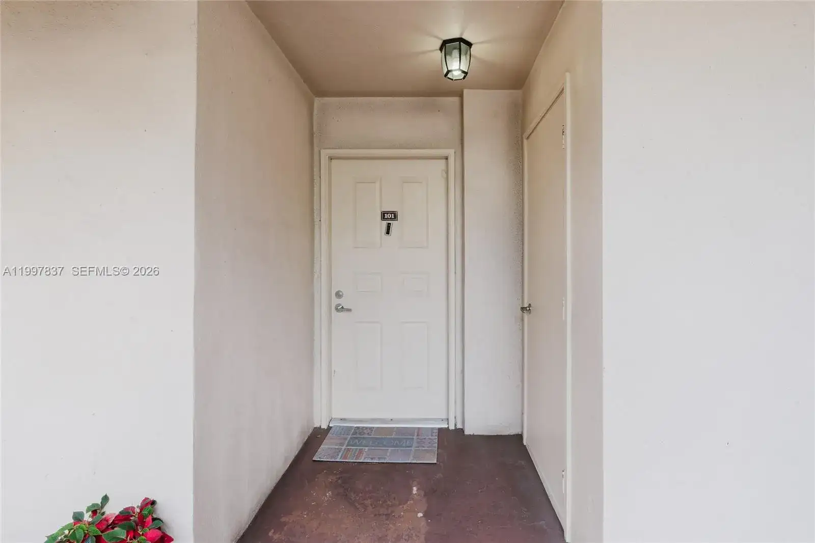101 SW 96th Ter # 101, Plantation FL 33324 photo 3