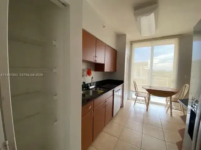 2425 SW 27th Ave # 1008, Miami FL 33145 photo 5