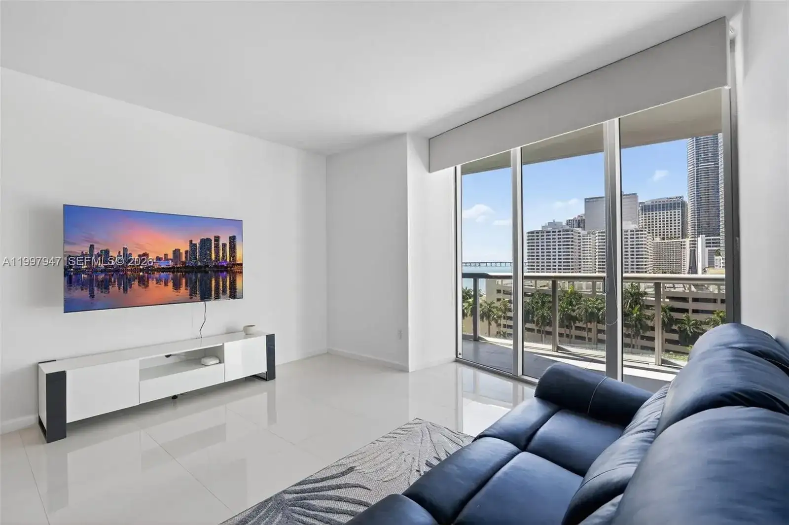 495 Brickell Ave # 1007, Miami FL 33131 photo 4