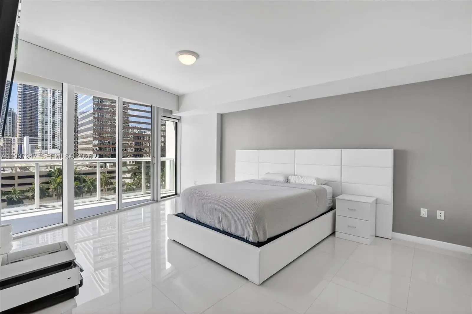 495 Brickell Ave # 1007, Miami FL 33131 photo 5