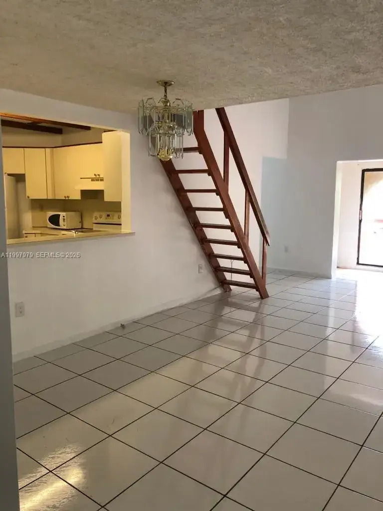 10241 NW 9th St Cir # 5, Miami FL 33172 photo 3