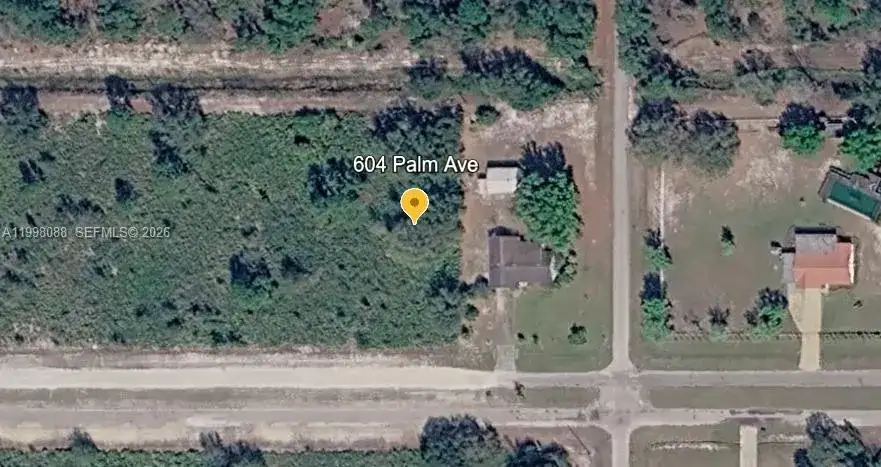 604 Palm Ave, Lake Wales FL 33855 photo 2