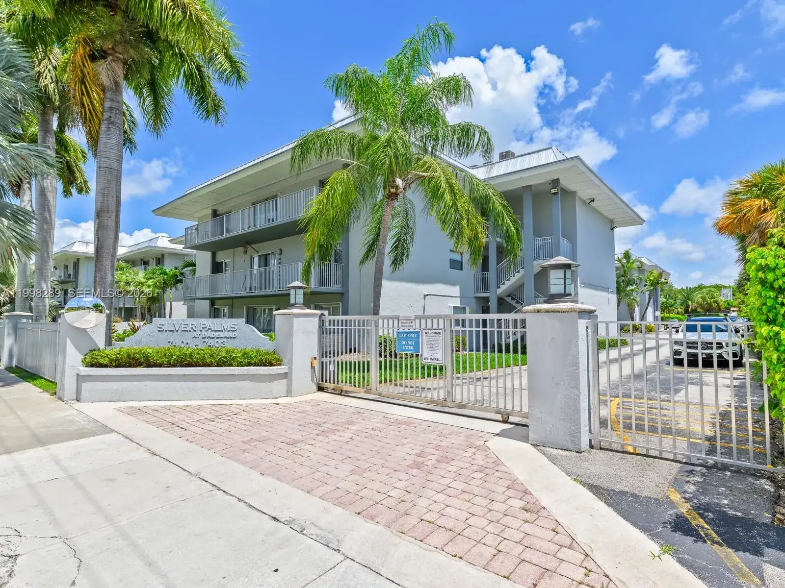7403 SW 82nd St # 201N, Miami FL 33143 photo 2