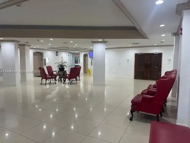 1300 NE Miami Gardens Dr # 616E, Miami FL 33179 photo 4