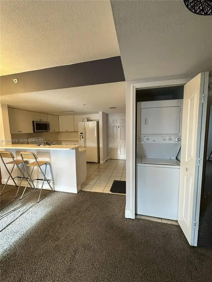 218 NW 12th Ave # 1003, Miami FL 33128 photo 4