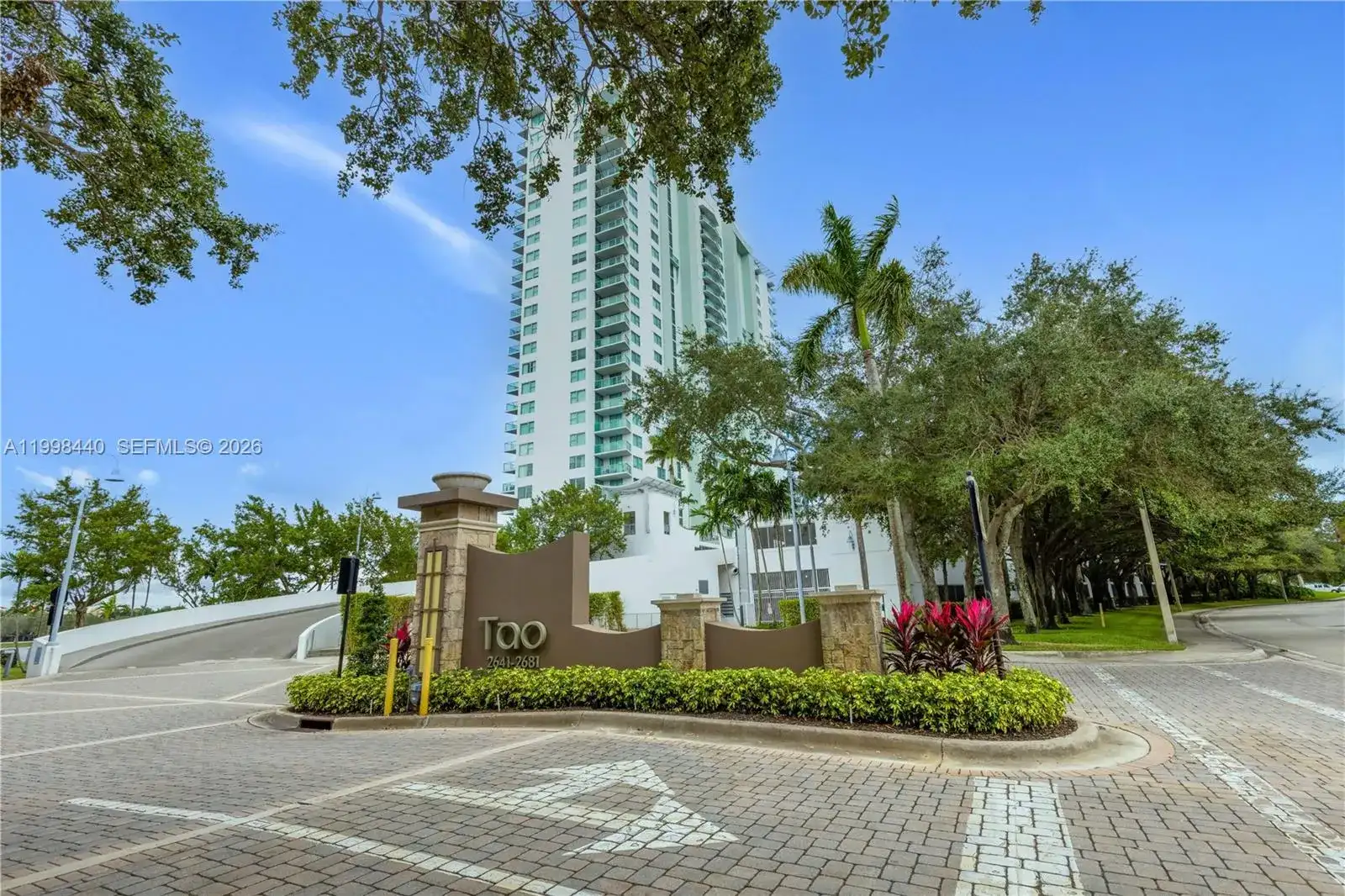 2641 N Flamingo Rd # 1005N, Sunrise FL 33323 photo 2