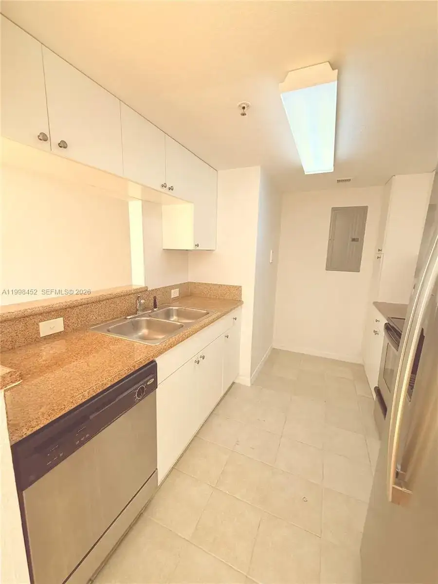 36 NW 6th Ave # 504, Miami FL 33128 photo 2