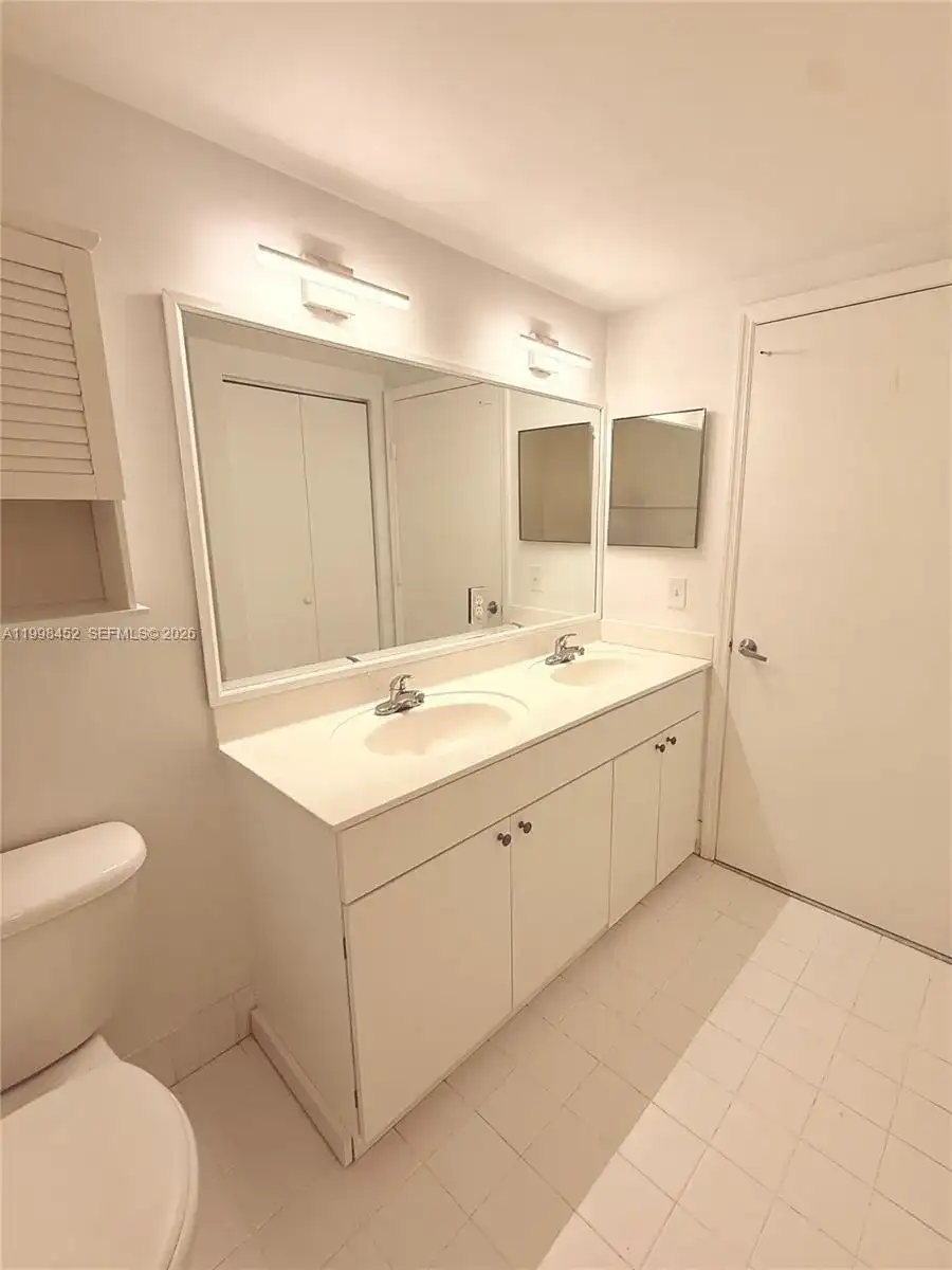 36 NW 6th Ave # 504, Miami FL 33128 photo 5