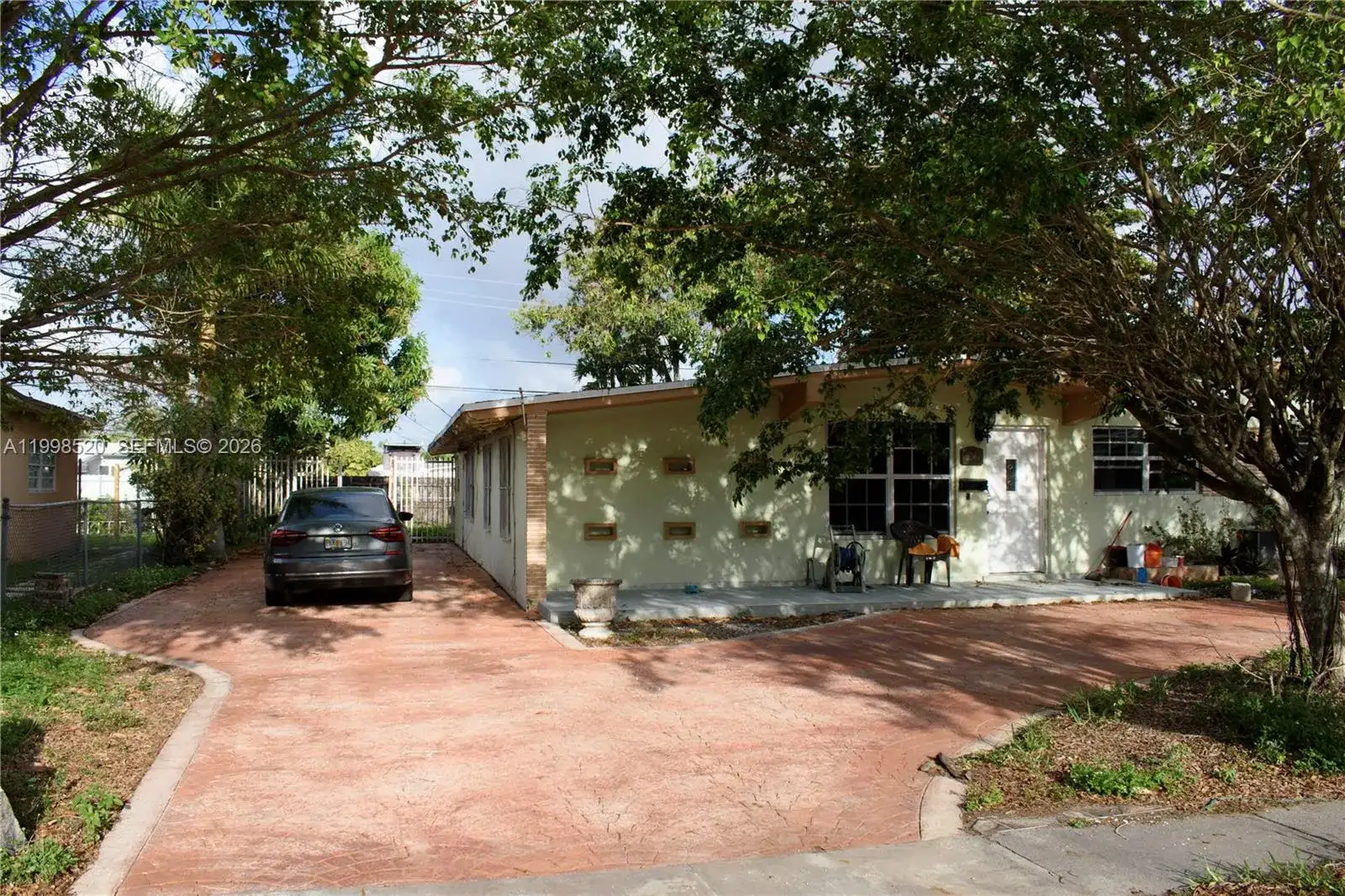 5349 W 14th Ln, Hialeah FL 33012 photo 5
