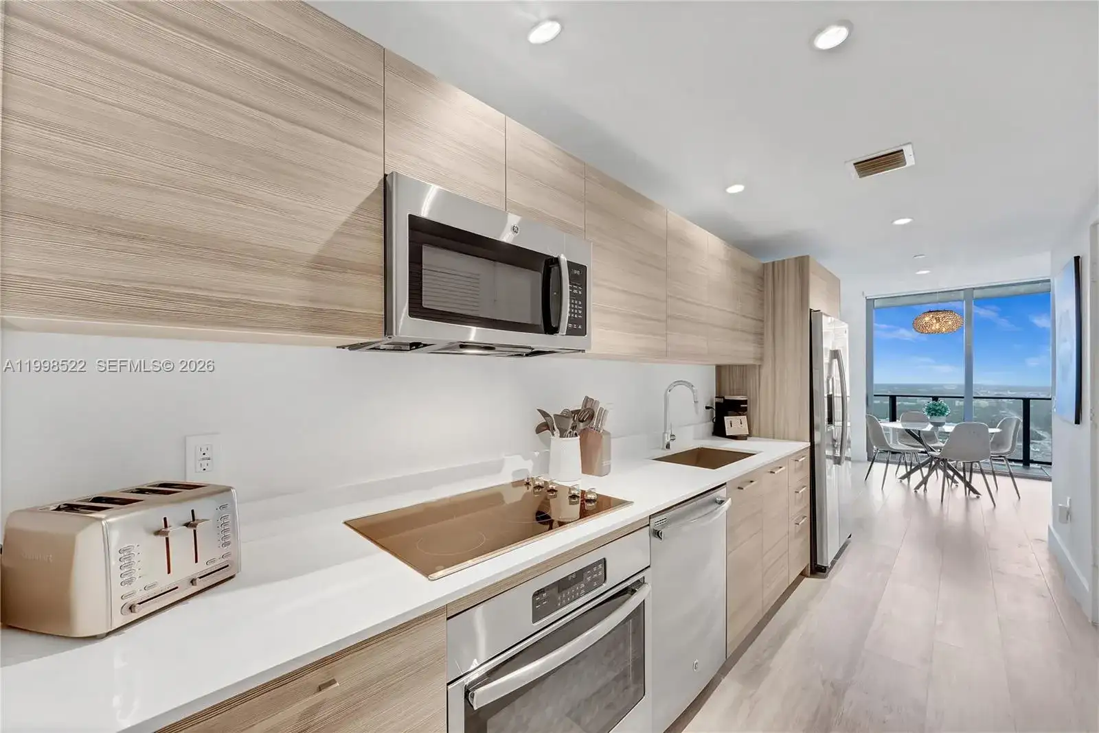 121 NE 34th St # 2815, Miami FL 33137 photo 4