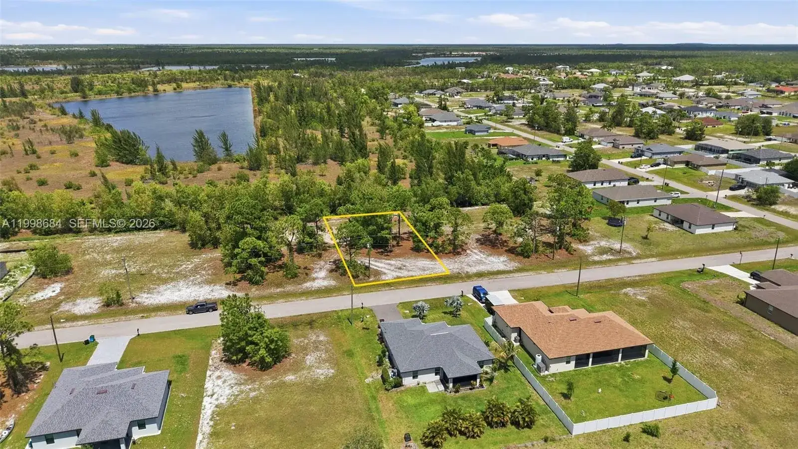 2817 NW 27th ST, Cape Coral FL 33993 photo 2