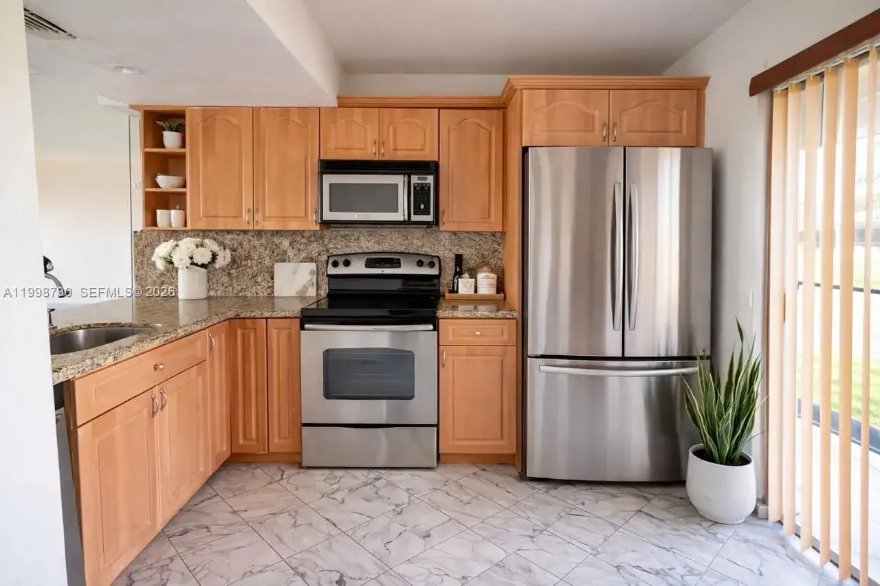 1283 W 51st Place # 12, Hialeah FL 33012 photo 5