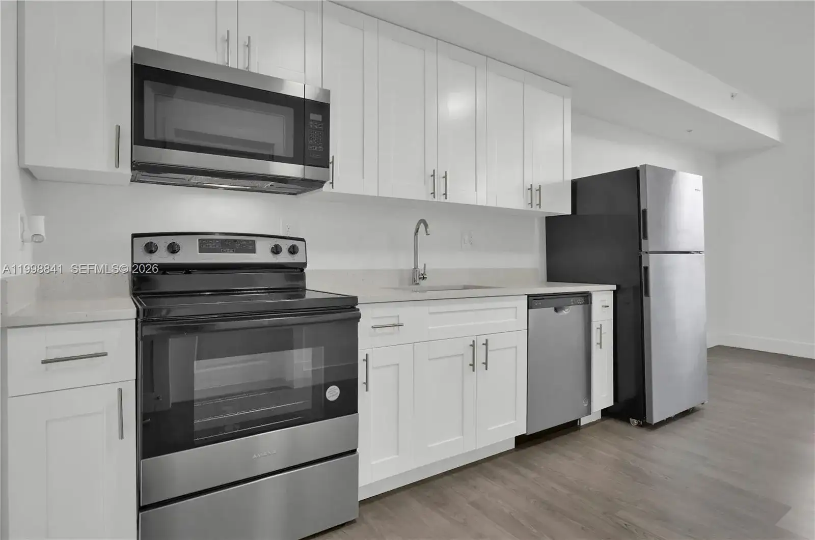 1620 NW 18th St # 305, Miami FL 33125 photo 2