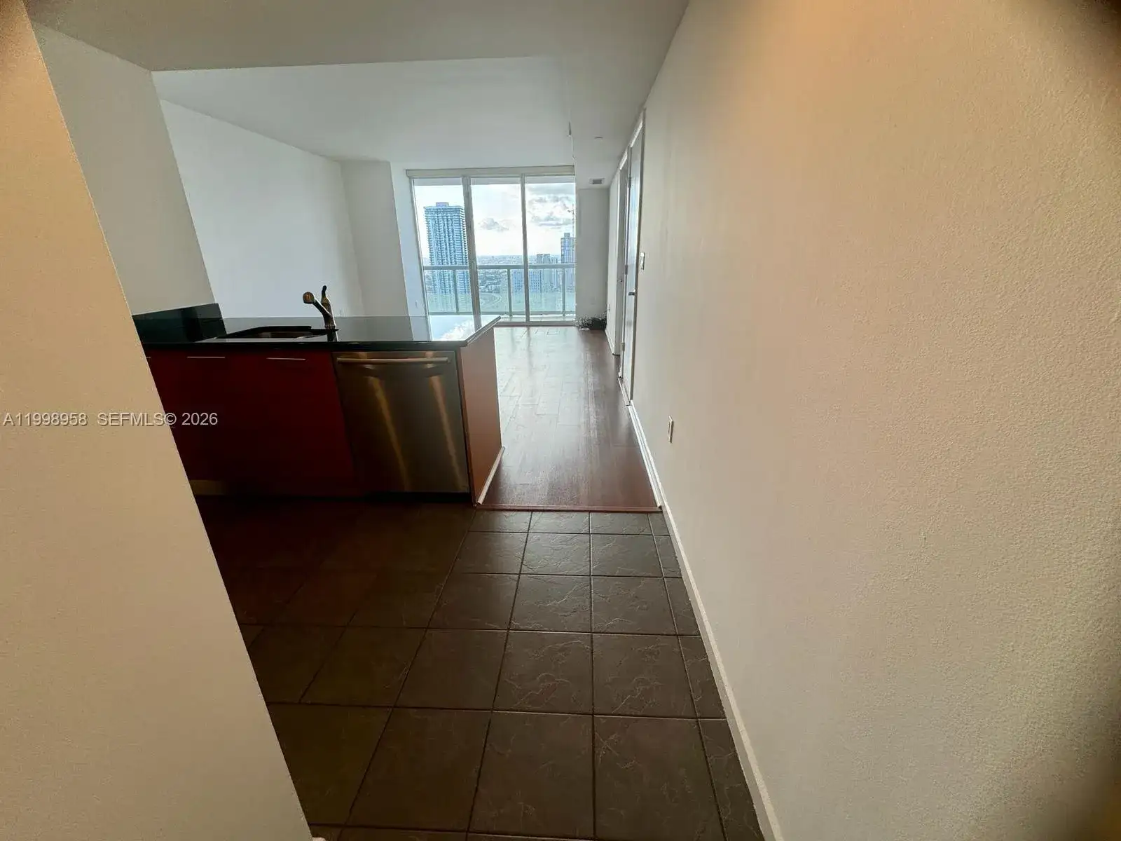 50 BISCAYNE Blvd # 3807, Miami FL 33132 photo 2