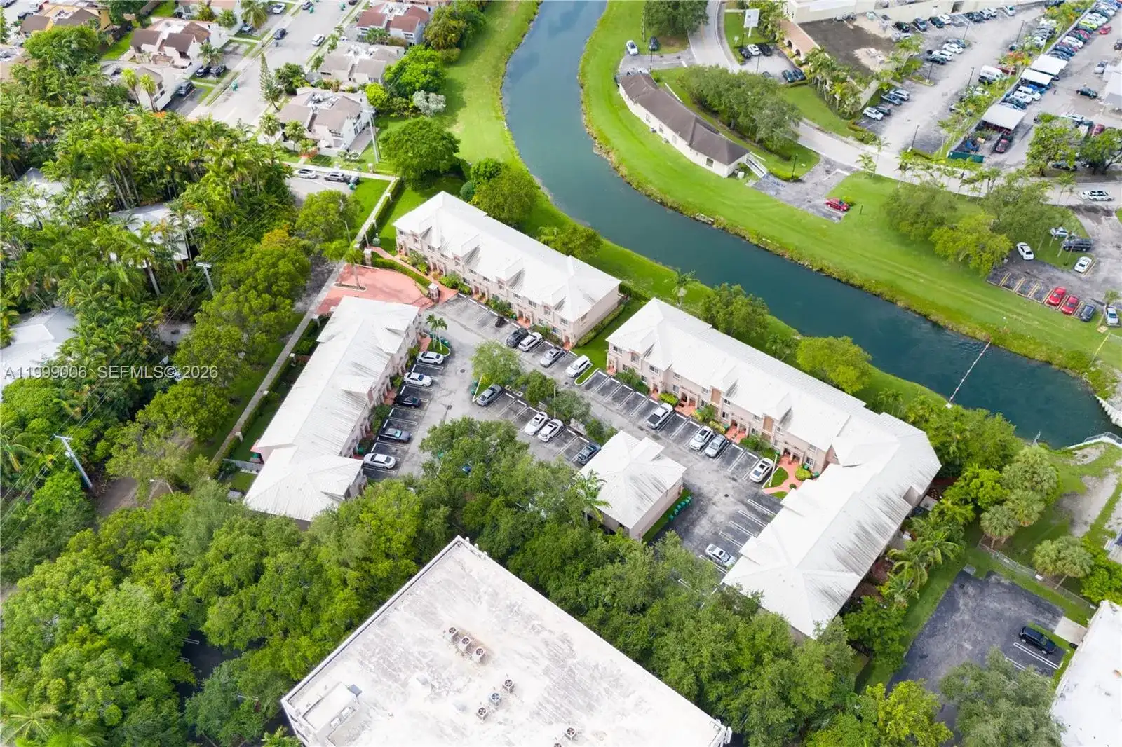 15750 SW 92nd Ave # 20C, Palmetto Bay FL 33157 photo 3