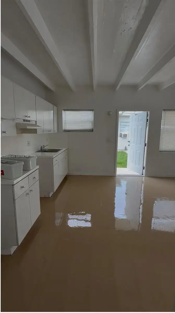 320 SW 11th Ave # 1, Homestead FL 33030 photo 3