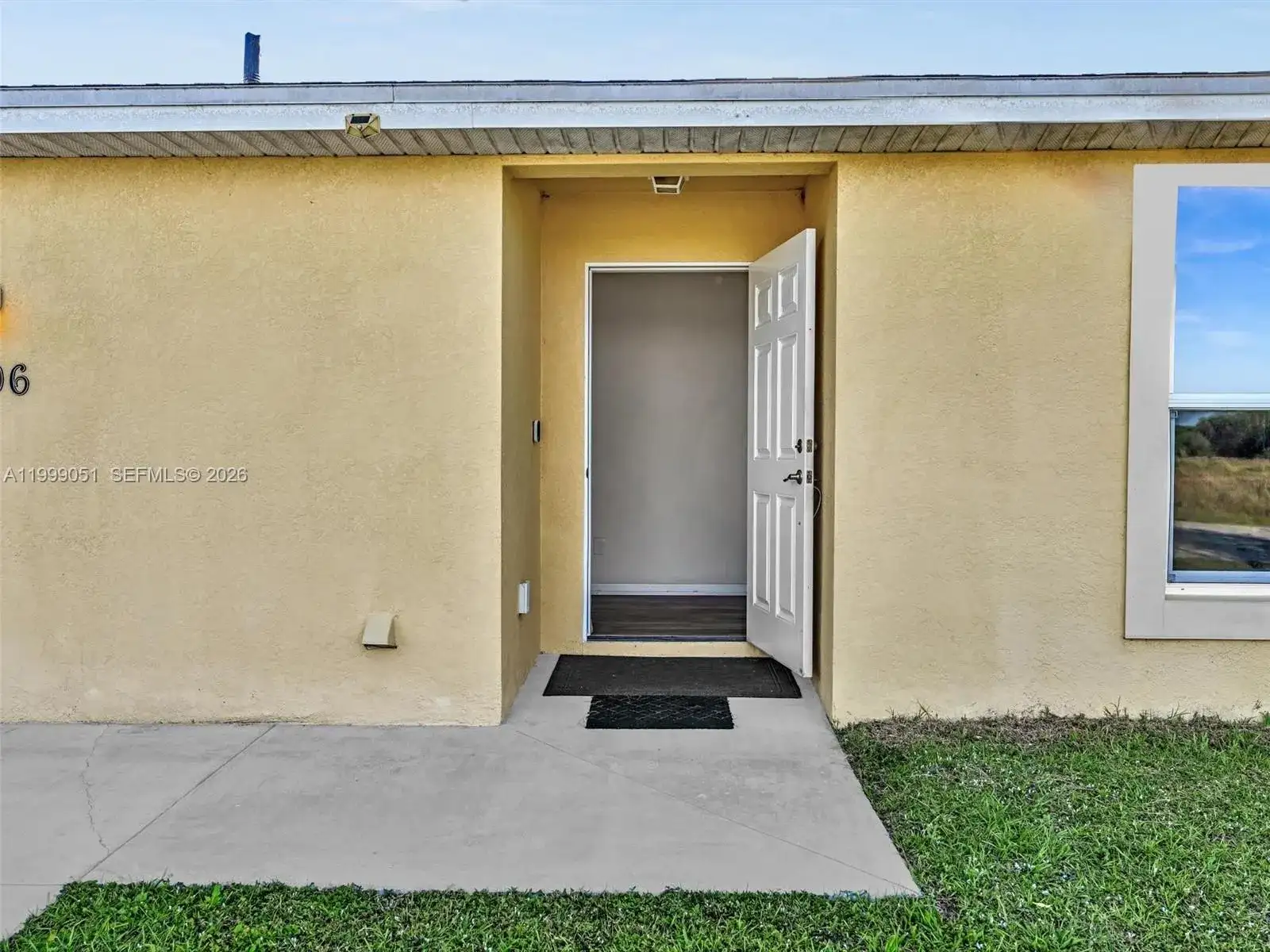 9006 ABEL, La Belle FL 33935 photo 5