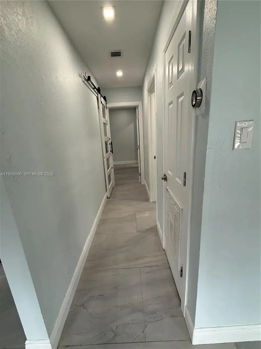 423 NW 32nd Pl # 1, Miami FL 33125 photo 4
