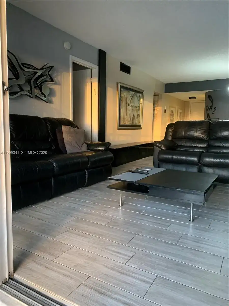 4025 N Nob Hill Rd # 508, Sunrise FL 33351 photo 3