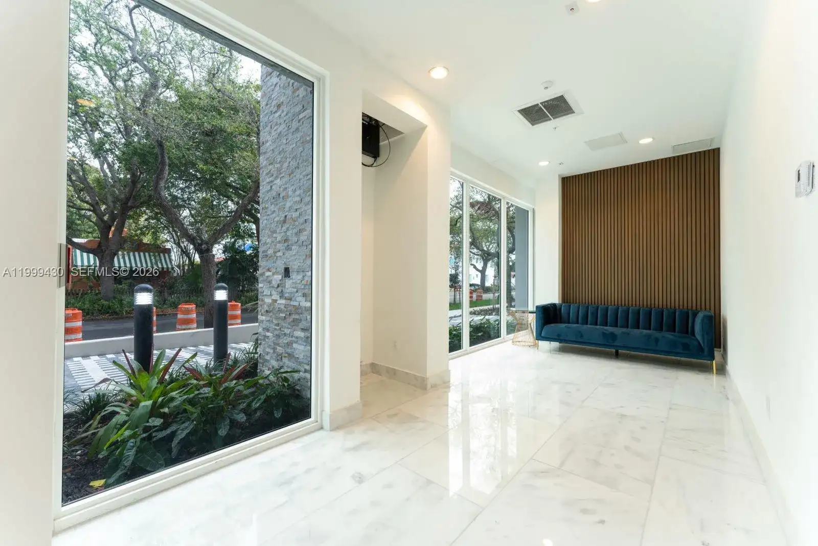 1850 Monroe St # 306, Hollywood FL 33020 photo 2