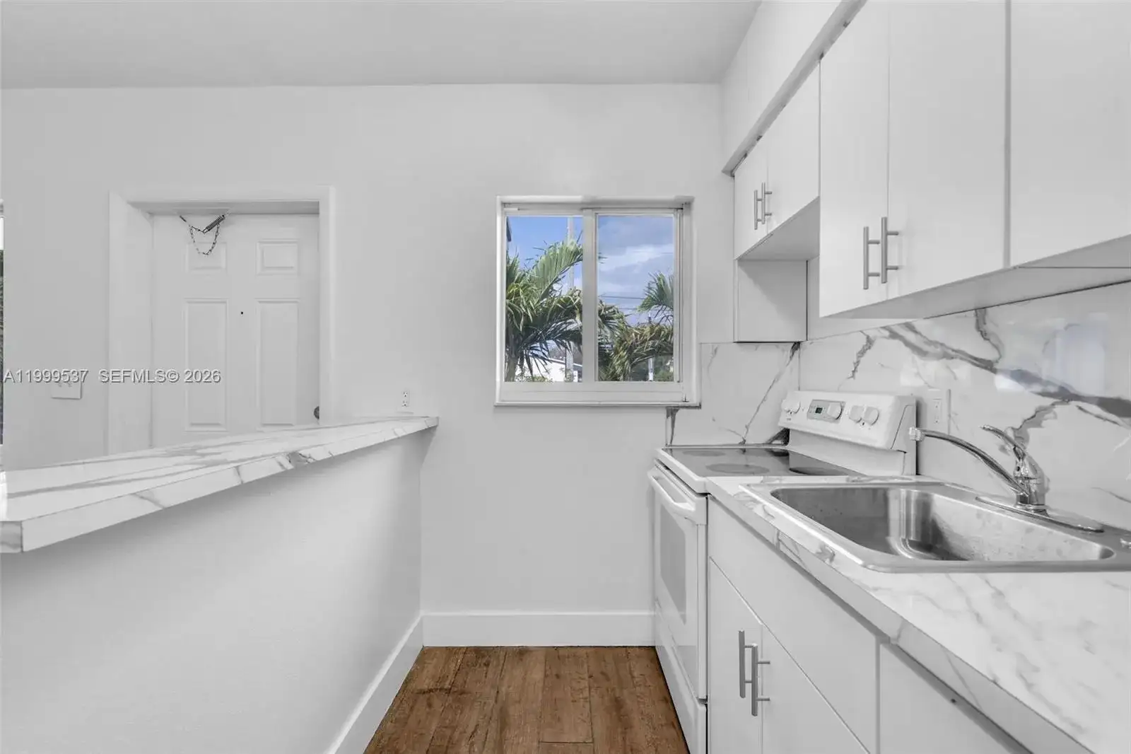 5549 NE Miami Ct # 1, Miami FL 33137 photo 5