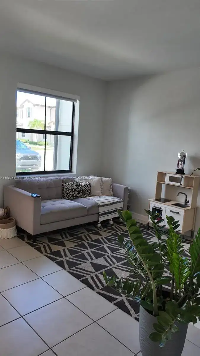 11862 SW 246th Ln, Homestead FL 33032 photo 2