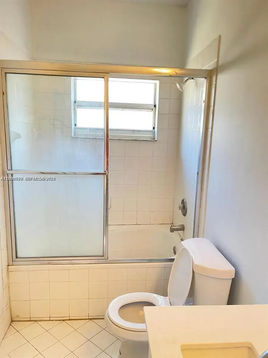 8784 SW 213th Ln, Cutler Bay FL 33189 photo 3
