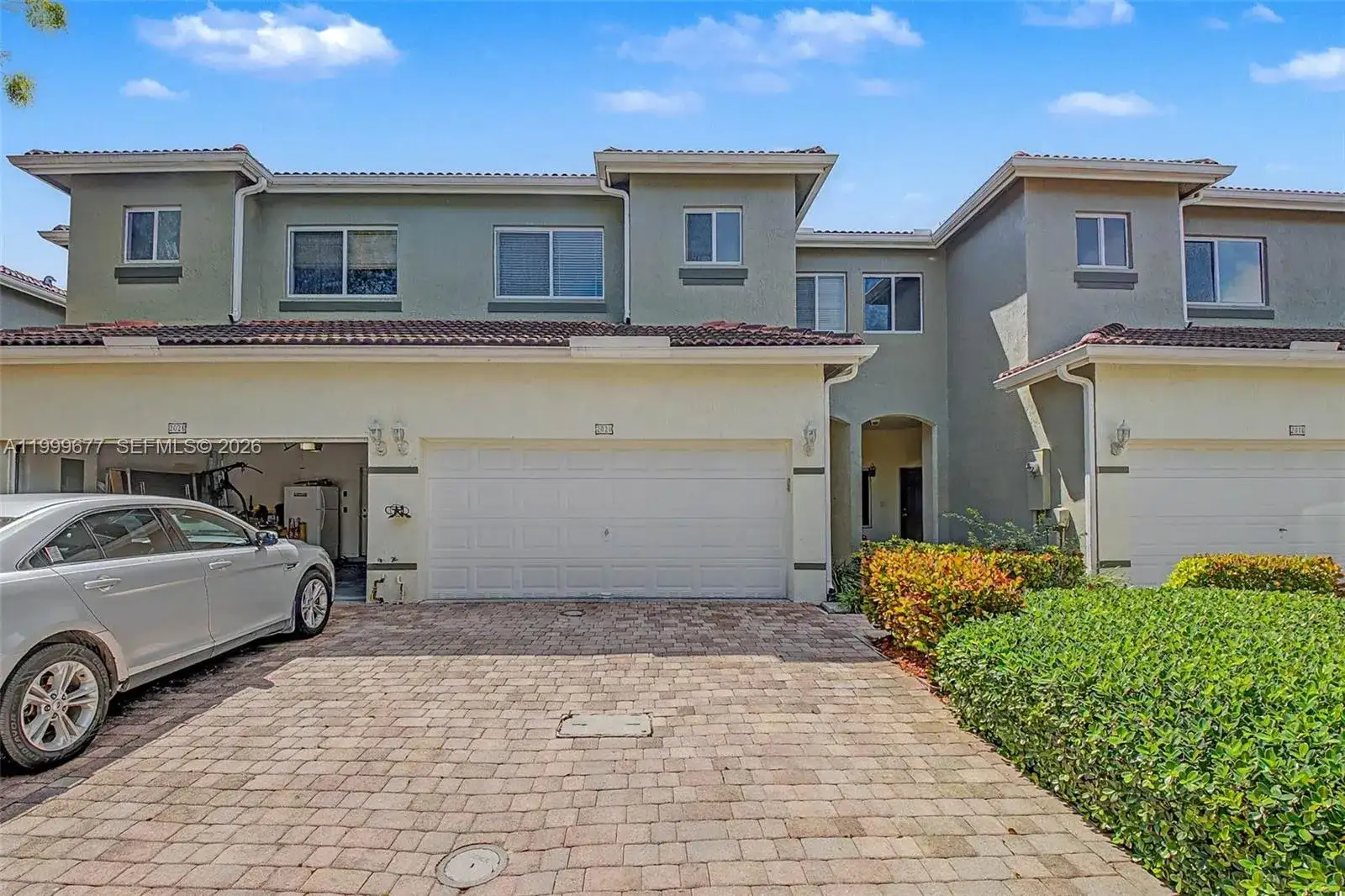 2020 SE 23rd Ave, Homestead FL 33035 photo 2