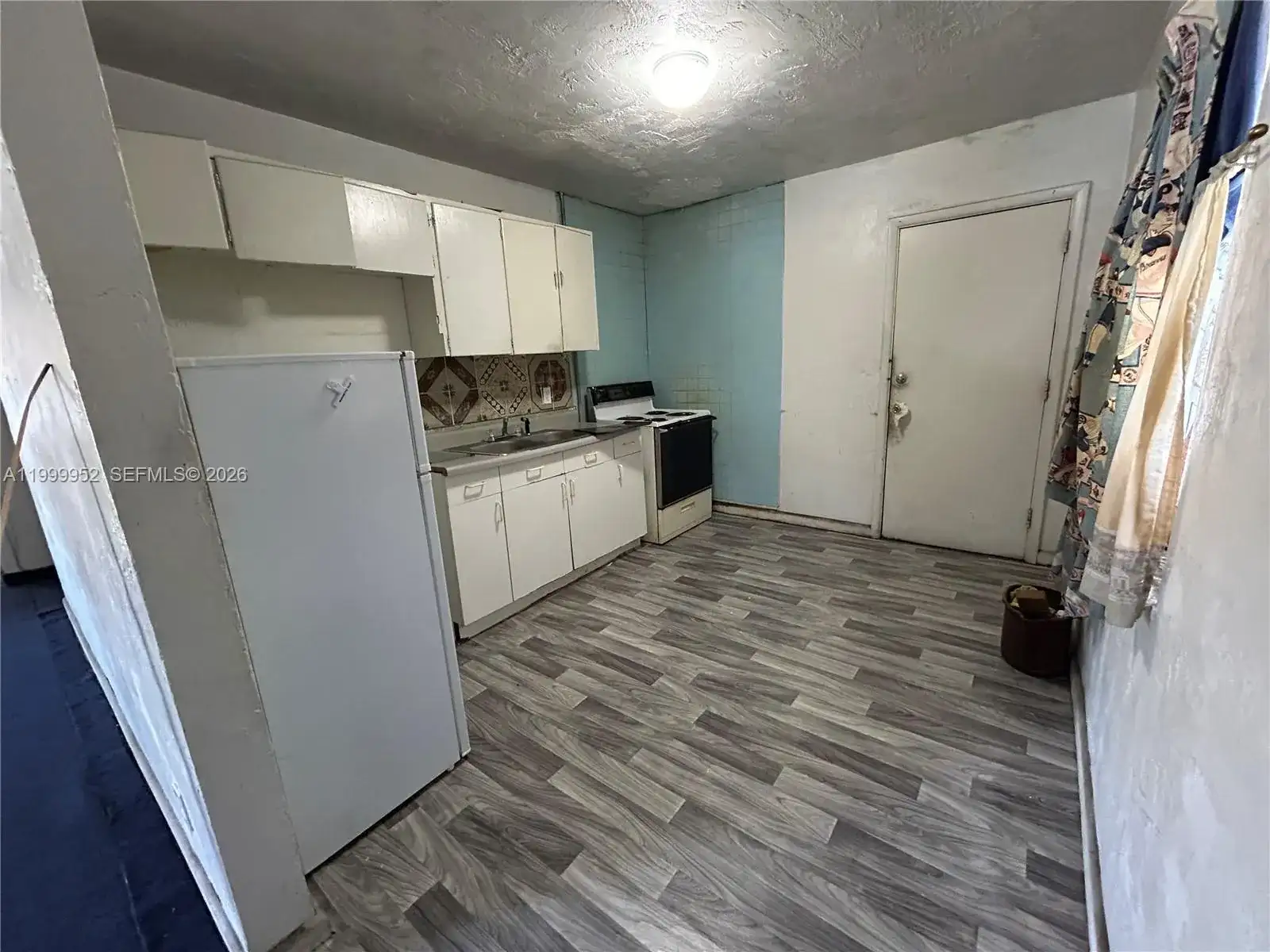 164 SW 2nd Ct, Deerfield Beach FL 33441 photo 4